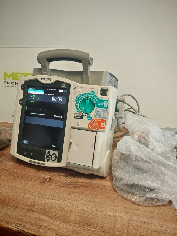 Defibrillator, manufacturer Philips, model M3535A - Image 4